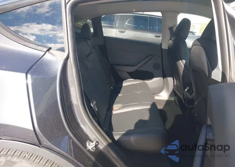 2024 Tesla Model Y Long Range Dual Motor All-Wheel Drive from USA, damaged, VIN 7SAYGDEE2RA280447